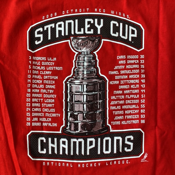 Detroit Red Wings Stanley Cup Final Tee NWOT XL 2008 Champions Hologram - Picture 8 of 10